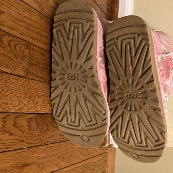 Rare vintage Ugg floral boots - Picture 4 of 4